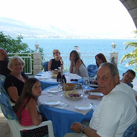 Villa Corona Donji Okrug  Buitenkant foto
