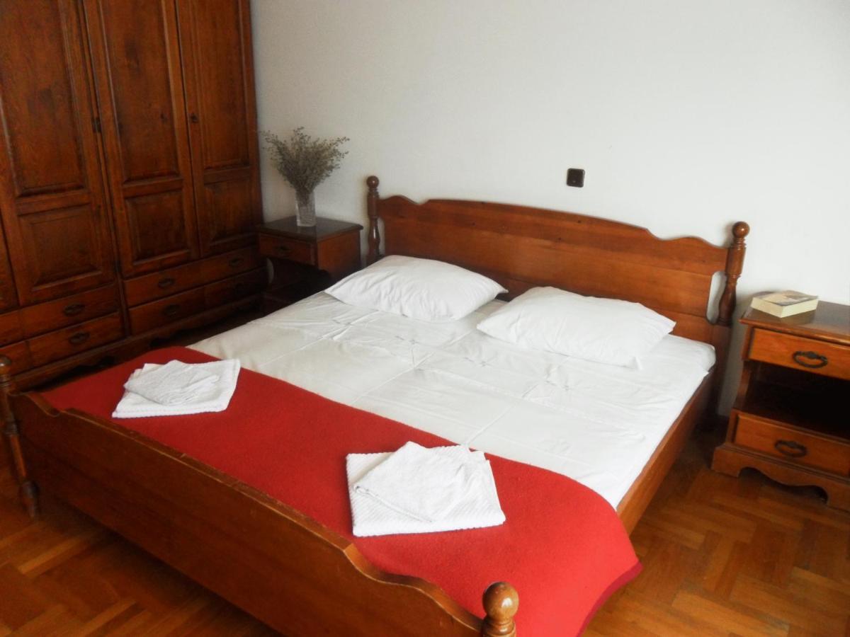 Villa Corona Donji Okrug  Buitenkant foto